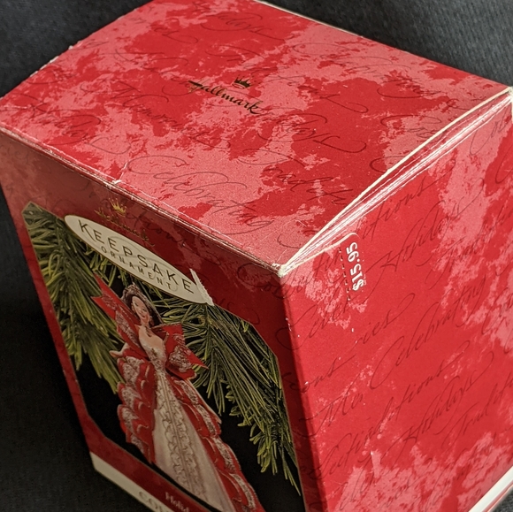 Hallmark Holiday Barbie 1997 Ornament - Picture 11 of 13